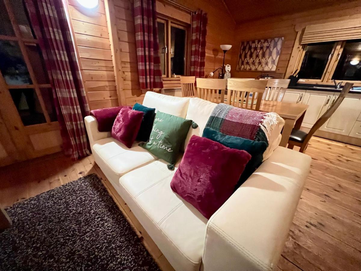 Tufty Lodge, Lake Pochard Lodge 9 South Cerney Eksteriør billede