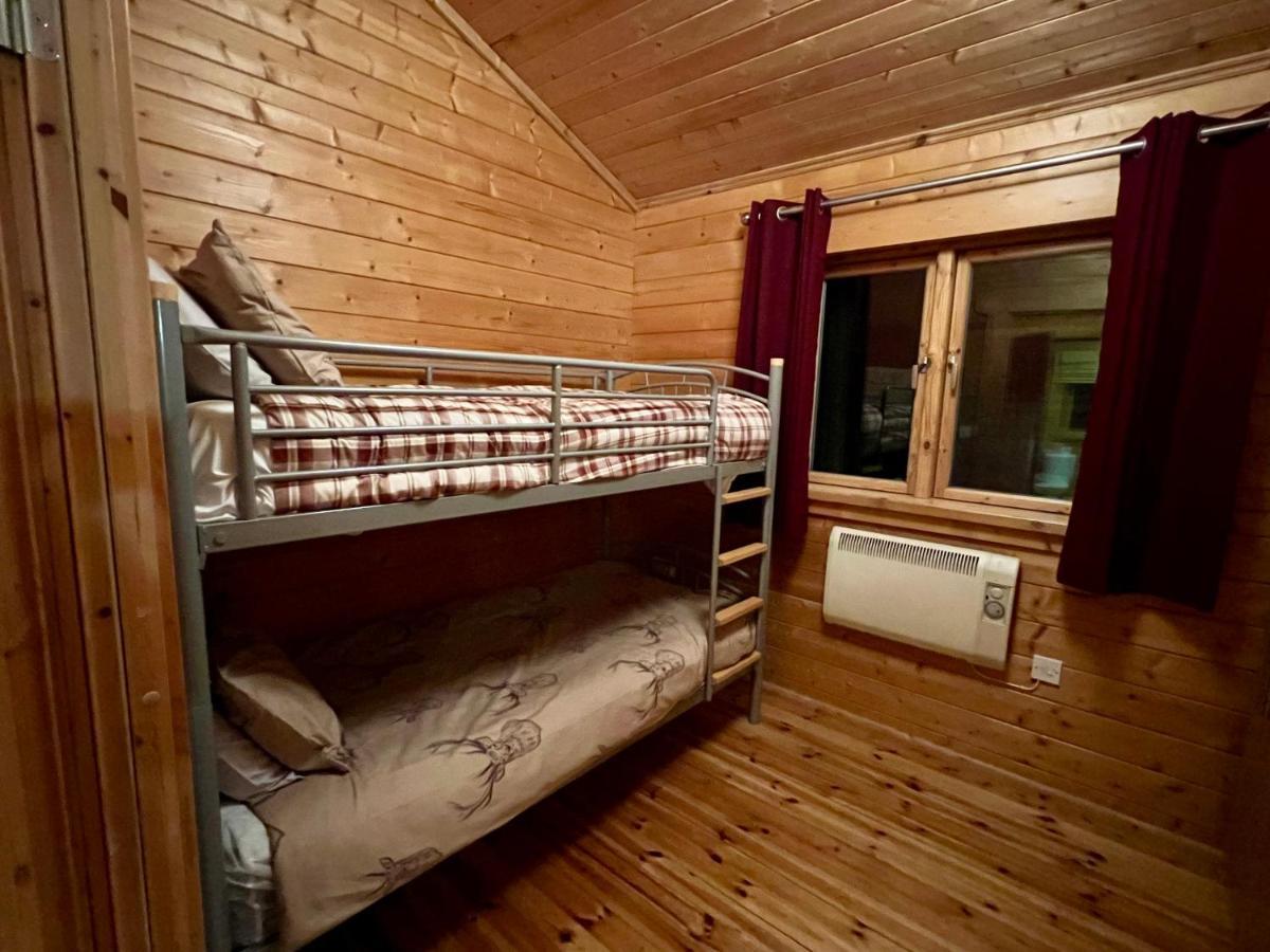 Tufty Lodge, Lake Pochard Lodge 9 South Cerney Eksteriør billede