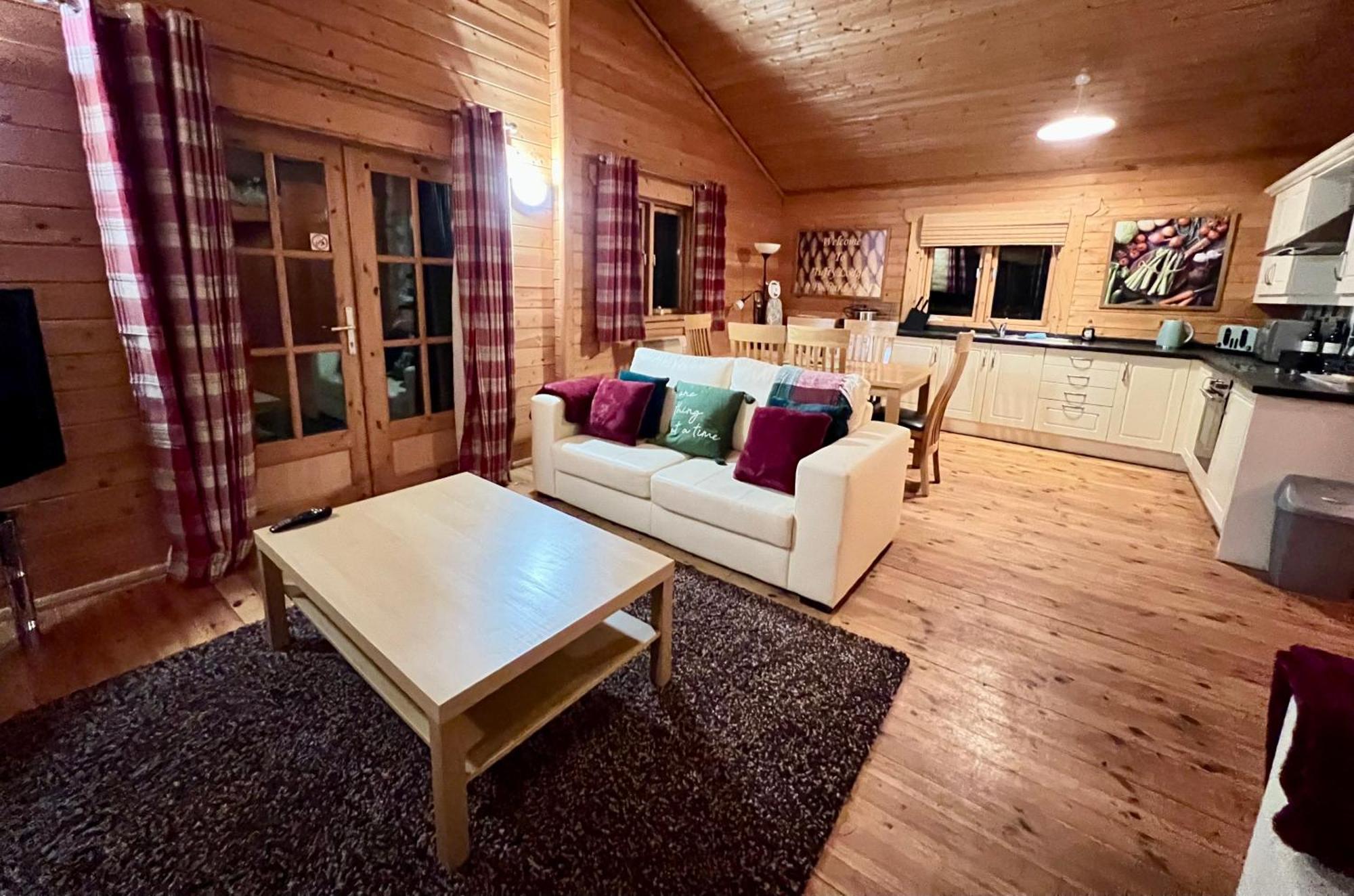 Tufty Lodge, Lake Pochard Lodge 9 South Cerney Eksteriør billede